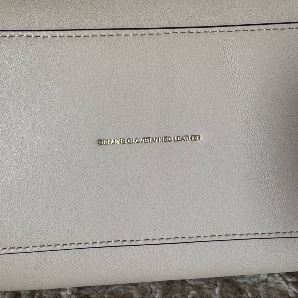 NWT Coach Juliet 38- white leather - Picture 6 of 9